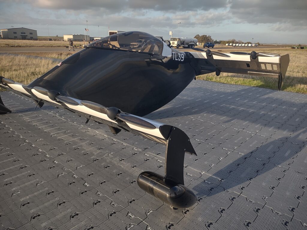 delaware-ultralight-electric-plane-4 the aircraft
