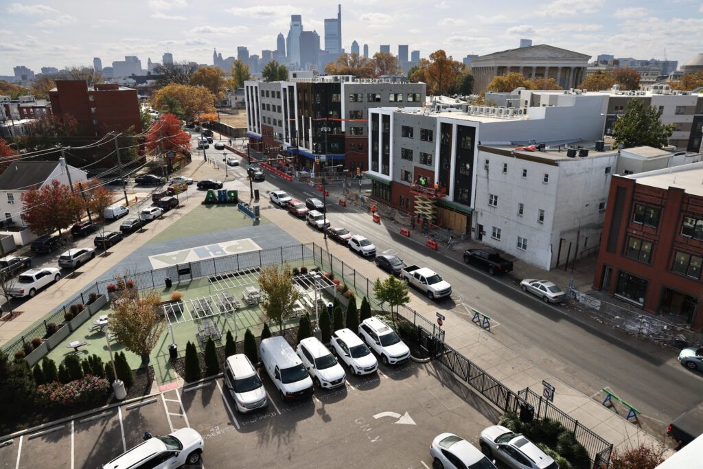 2024 11 04-e lee-philadelphia housing authority-sharswood transformation skyline Philadelphiia Housing Authority headquarters occupies a triangle of land at Ridge Avenue and 20th Street adjacent to the Sharswood neighborhood.