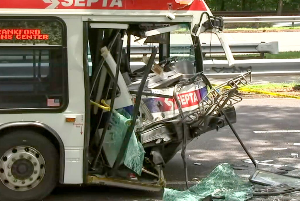 septabus-crash-rooseveltblvd-2 SEPTA bus after a crash