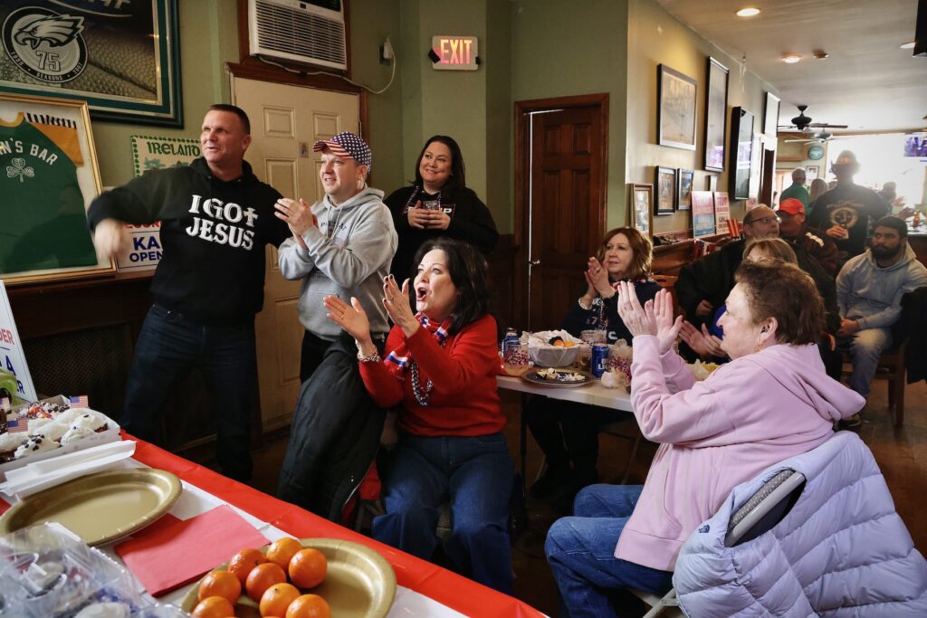 trump-watch-party-south-philly-e-lee-2025-01-25-1 Trump supporters watching his speech in the bar