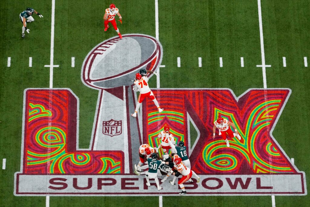super-bowl-59-eagles-chiefs-2025 an overhead view of a play happening
