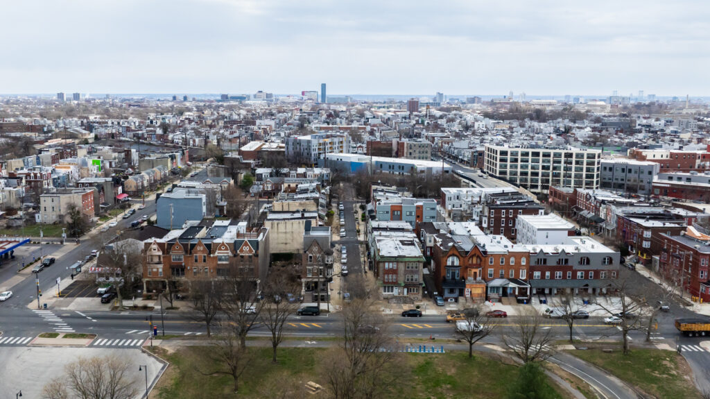 Homes in North Philadelphia. (Kimberly Paynter/WHYY) an aerial view of housing in North Philadelphia