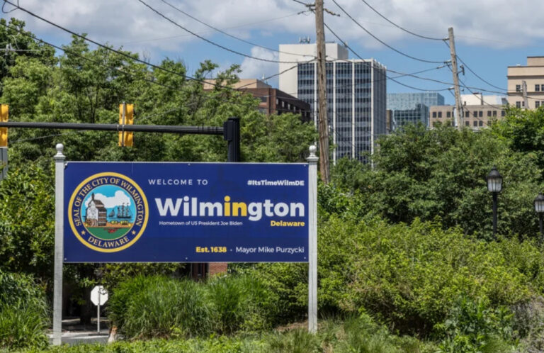 a sign reads Welcome to WIlmington