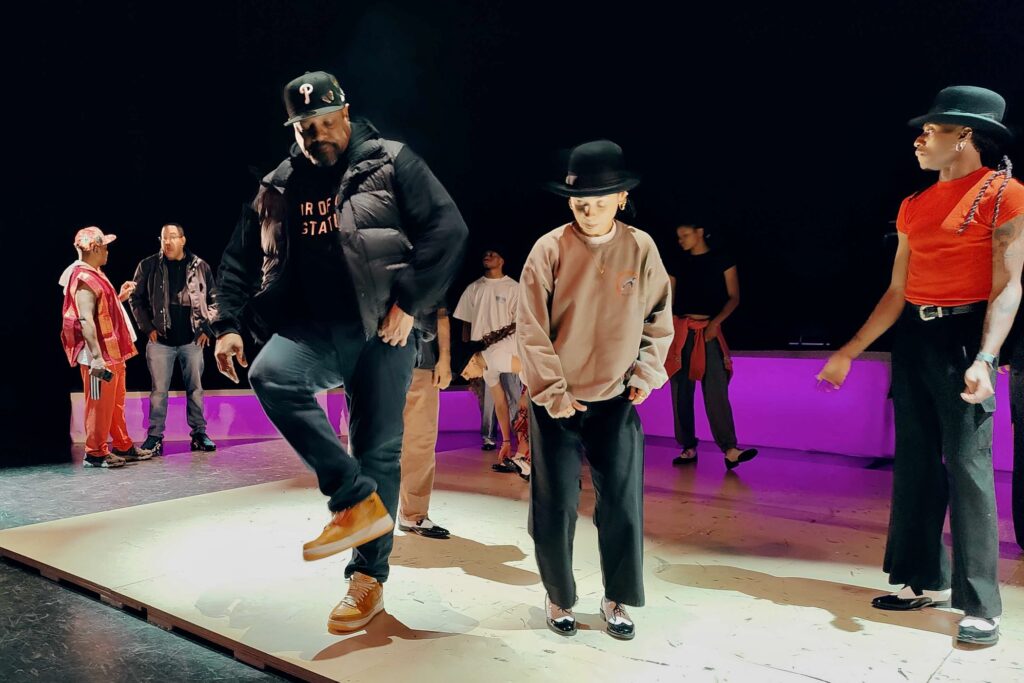 2025 03 13-p crimmins-rennie harris-philadelphia-american street dancer at penn live step Rennie Harris dancing with dancers