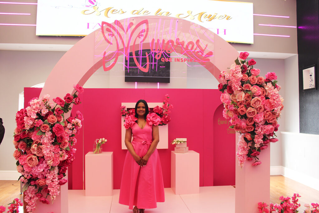 Mayorie Paredes smiles