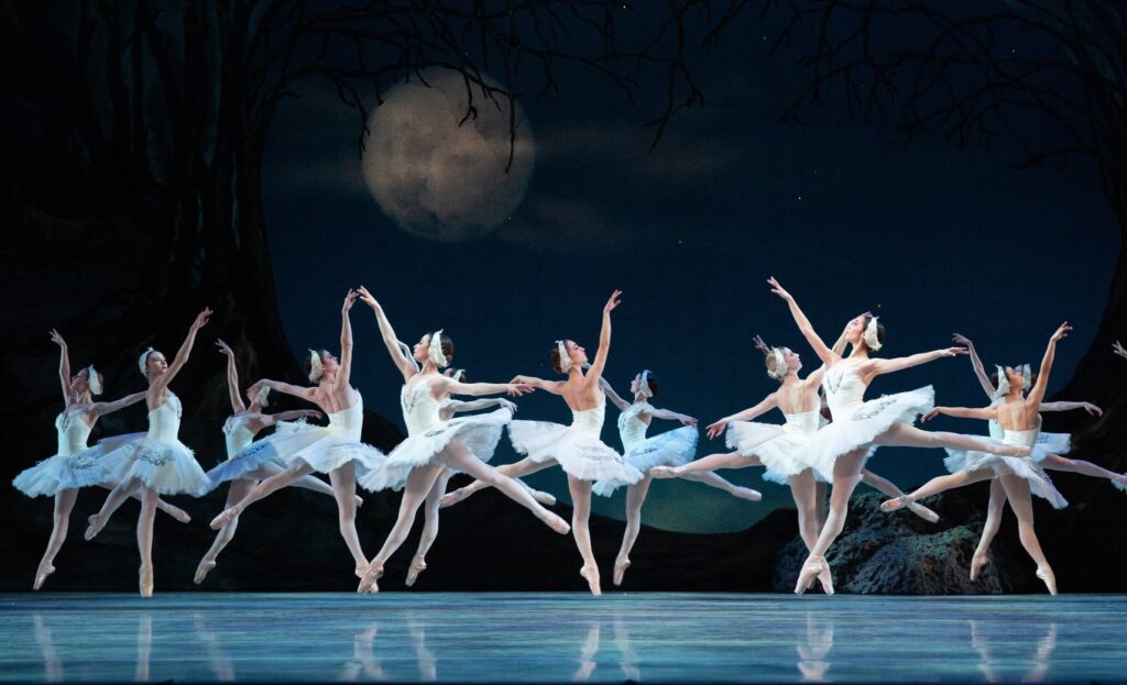 swan-lake-philadelphia-ballet-030625 Dancers appear in ''Swan Lake''