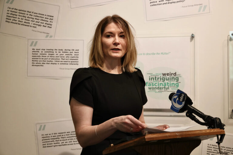Kate Quinn