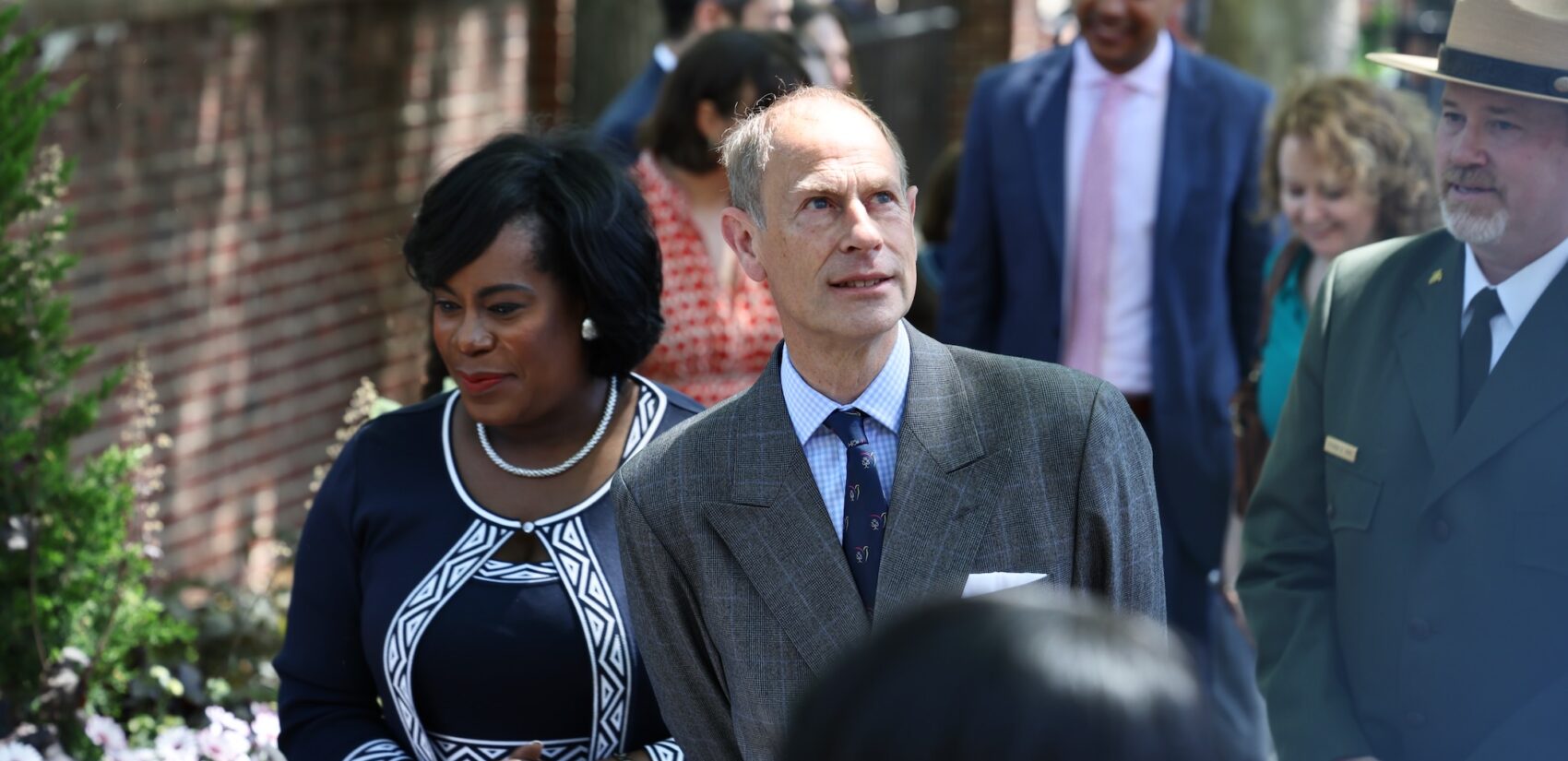 Prince Edward walks with Mayor Parker at the Prince Edward event in Philadelphia