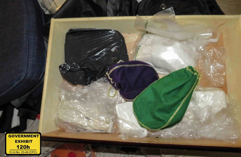 Las autoridades federales incautaron estas drogas durante la mayor redada de fentanilo del estado.