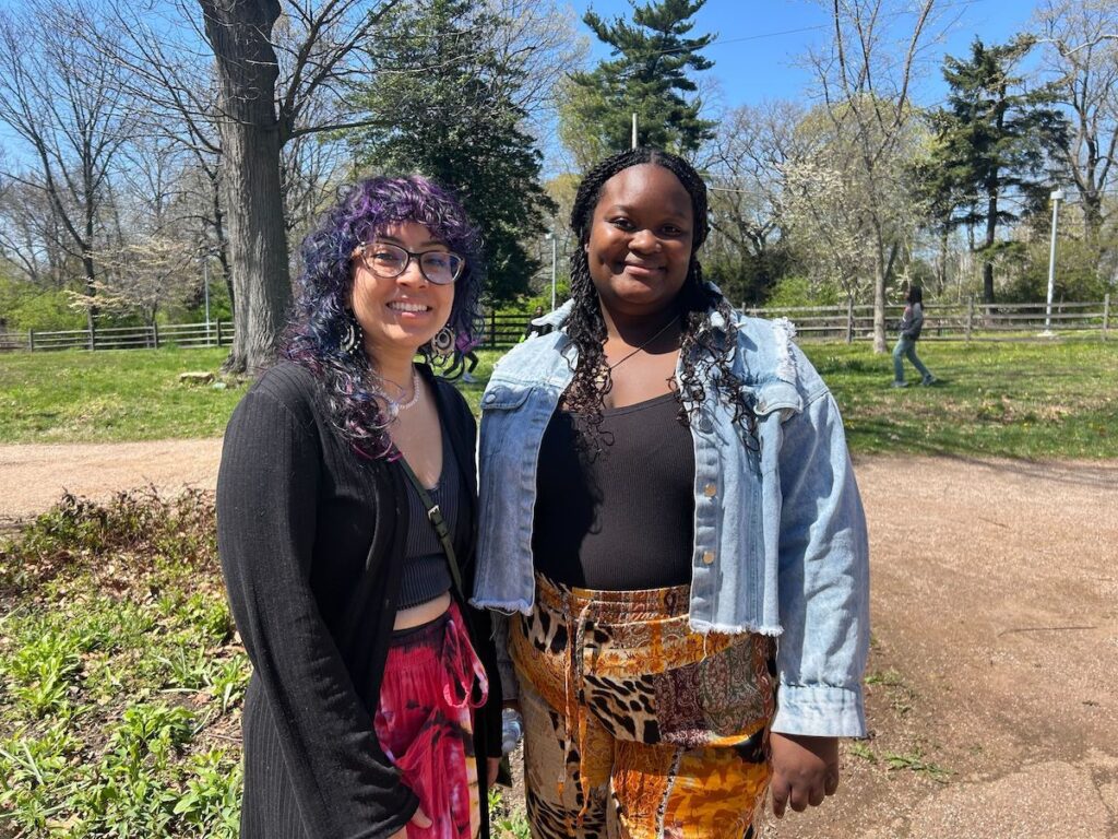 Doulas Jasmine Sierra and Amirah Gibbs pose for photo