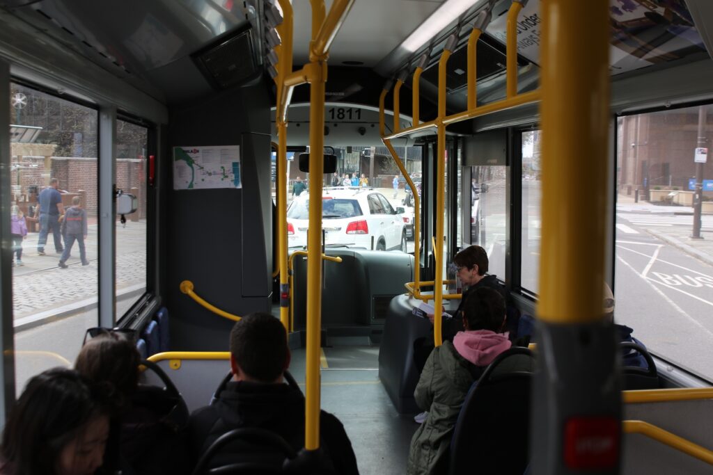 Philly PHLASH bus