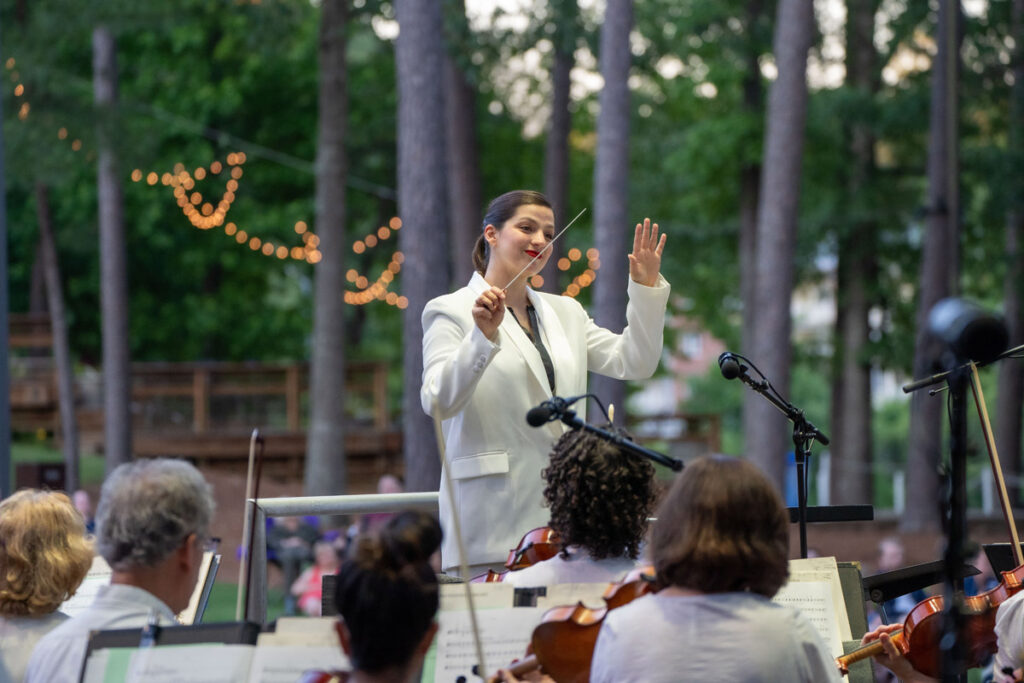 michelle-di-russo-delaware-symphony-orchestra-1 Michelle Di Russo conducting the North Carolina Symphony