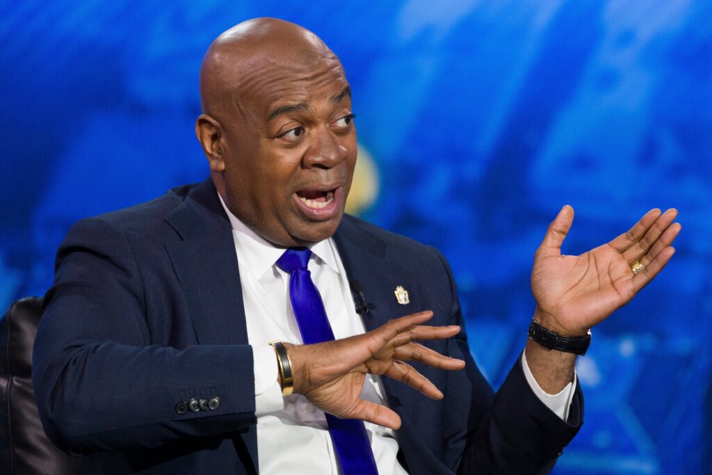 Newark Mayor Ras Baraka makes his point at the New Jersey Democratic gubernatorial primary debate at NJ PBS Studios