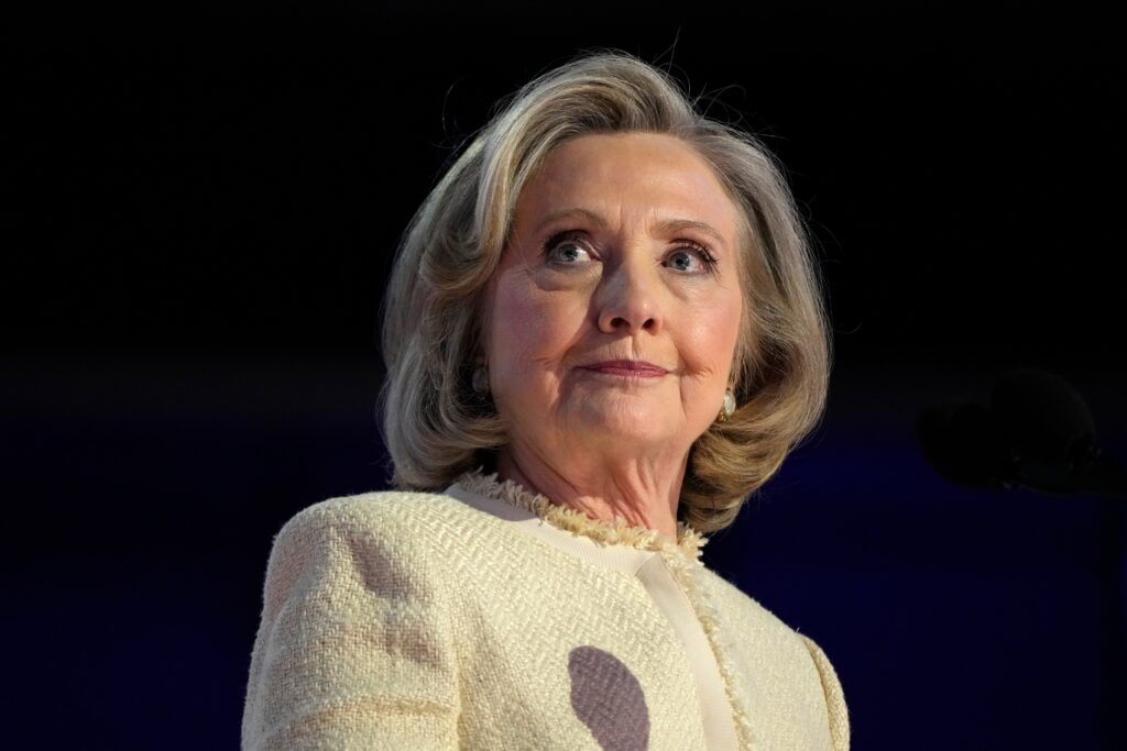 hillary-cliinton-2024-08-19 Hillary Clinton speaks
