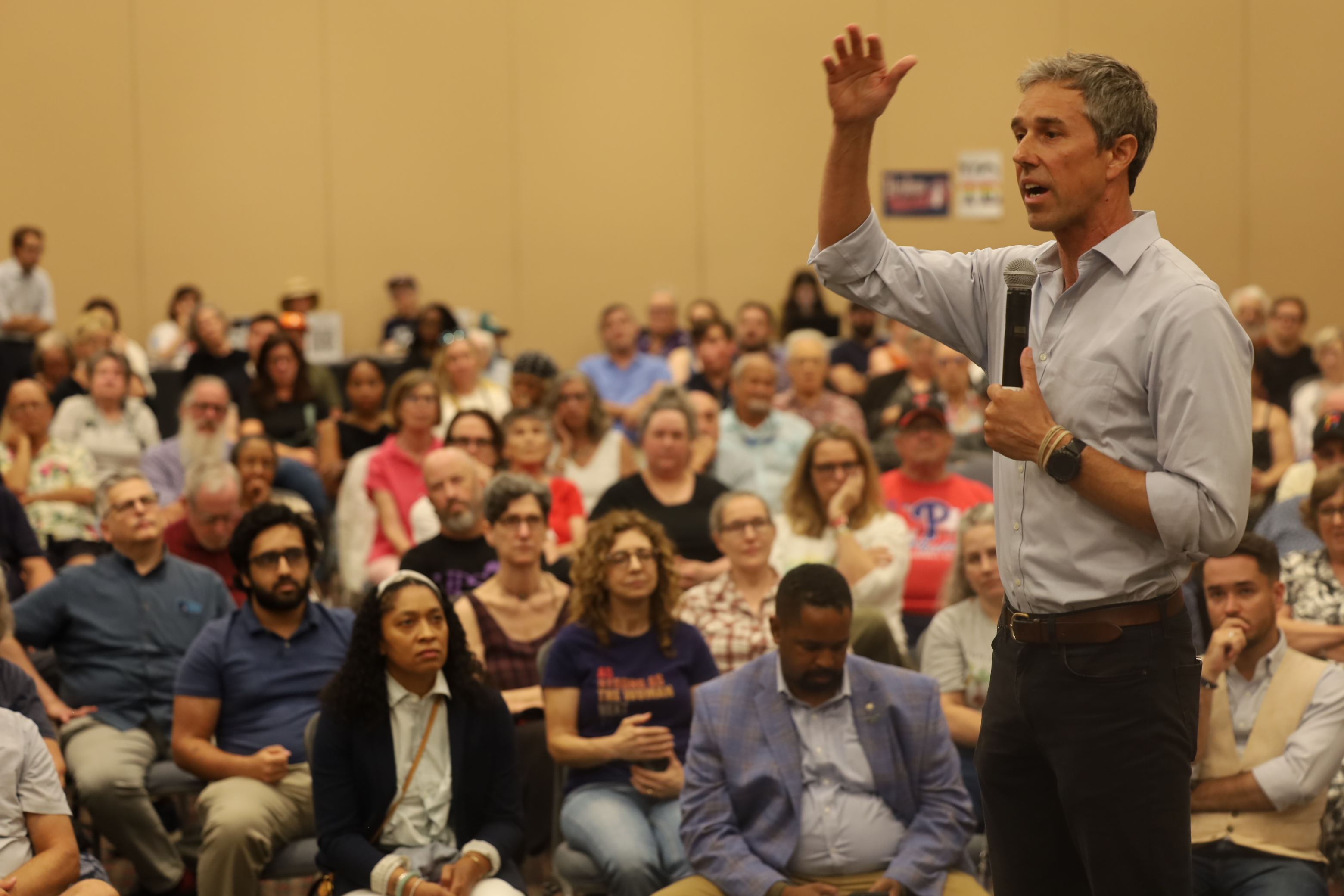 Beto O’Rourke holds town hall-style event in Philly - WHYY