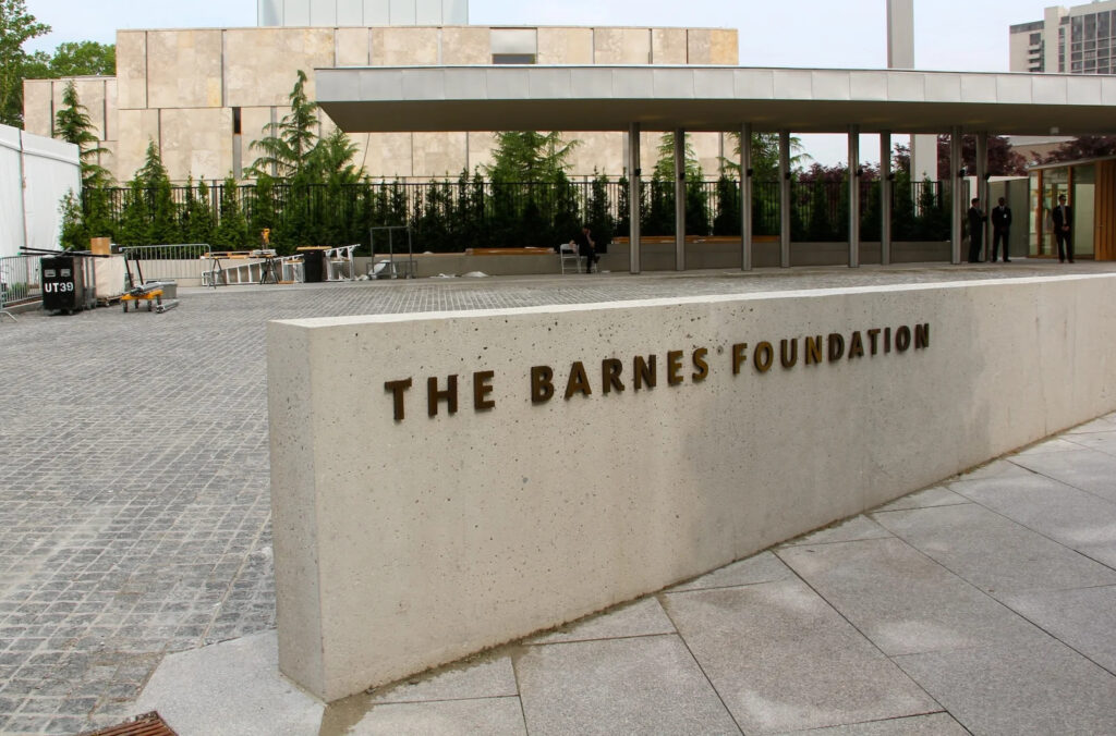 barnes-foundation-file a sign for the Barnes Foundation