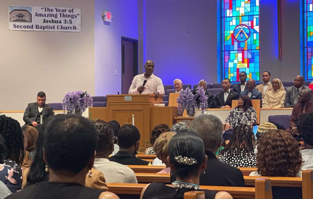 black-agenda-meeting-new-jersey-2025-07-26-1 Mayor Ras Baraka speaks at Second Baptist Church