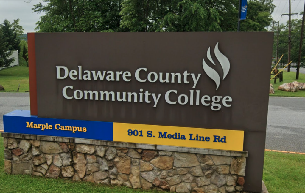 delaware-county-community-college-file a sign for Delaware County Community College's Marple Campus