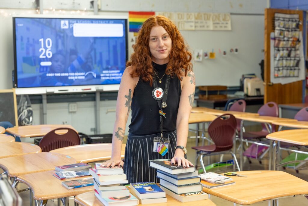 08 22 2025 k paynter kate conroy english teacher anit ai_-2 Kate Conroy, an English and journalism teacher at William L. Sayre High School in Philadelphia, has banned generative AI in her classes. (Kimberly Paynter/WHYY)