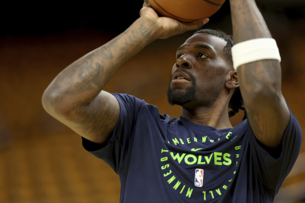 Basketball Timberwolves Reid Sister Killed Minnesota Timberwolves center Naz Reid warms up