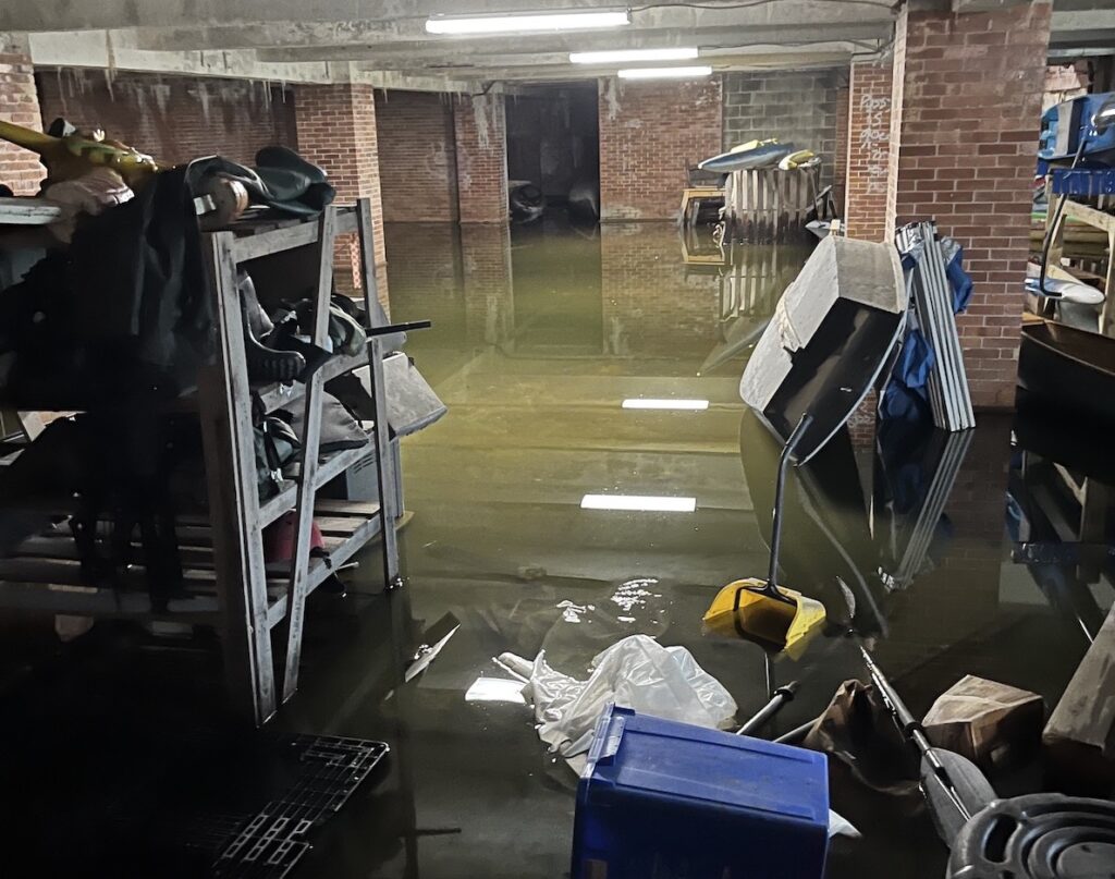 boathouse-at-height-of-the-flood-SS-090925-14 Boathouse basement flooded