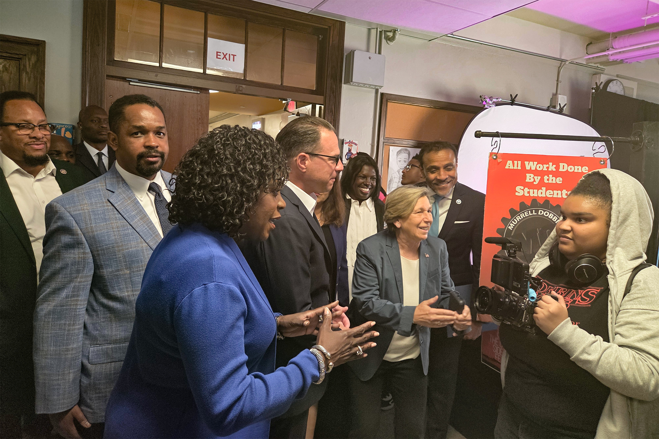 Mayor Cherelle Parker, Gov. Josh Shapiro, Superintendent of Schools Tony Watlington, Sr. and other officials tour Dobbins graphics career and technical education classes