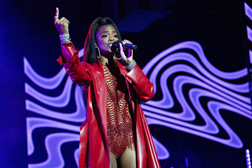 Ari Lennox Ari Lennox performs at the Essence Festival