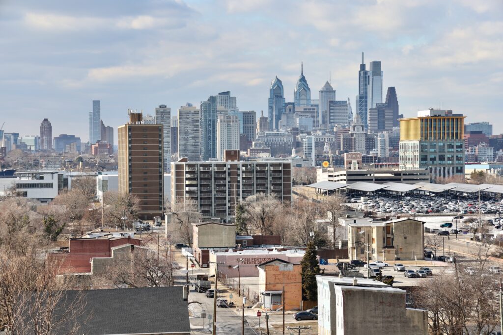 2025 01 28-e lee-camden nj-philadelphia skyline Philadelphia skyline view from Camden