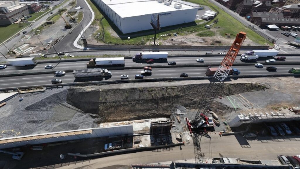 penndot-i95-construction-2025-11-24 Overhead photo of a highway under construction