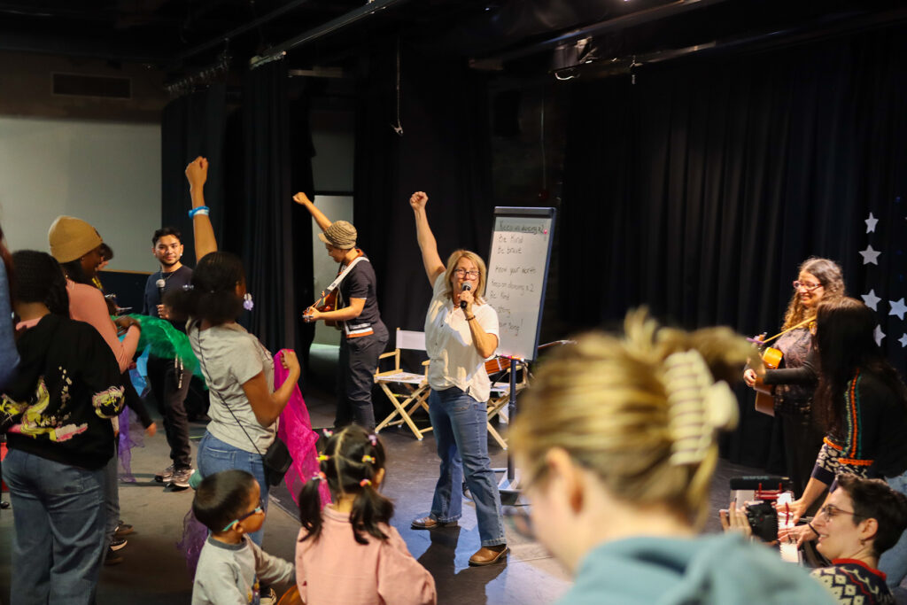 philadelphia-please-touch-museum-songwriting-music-workshop Professional musicians lead a community songwriting and music play workshop at the please touch museum