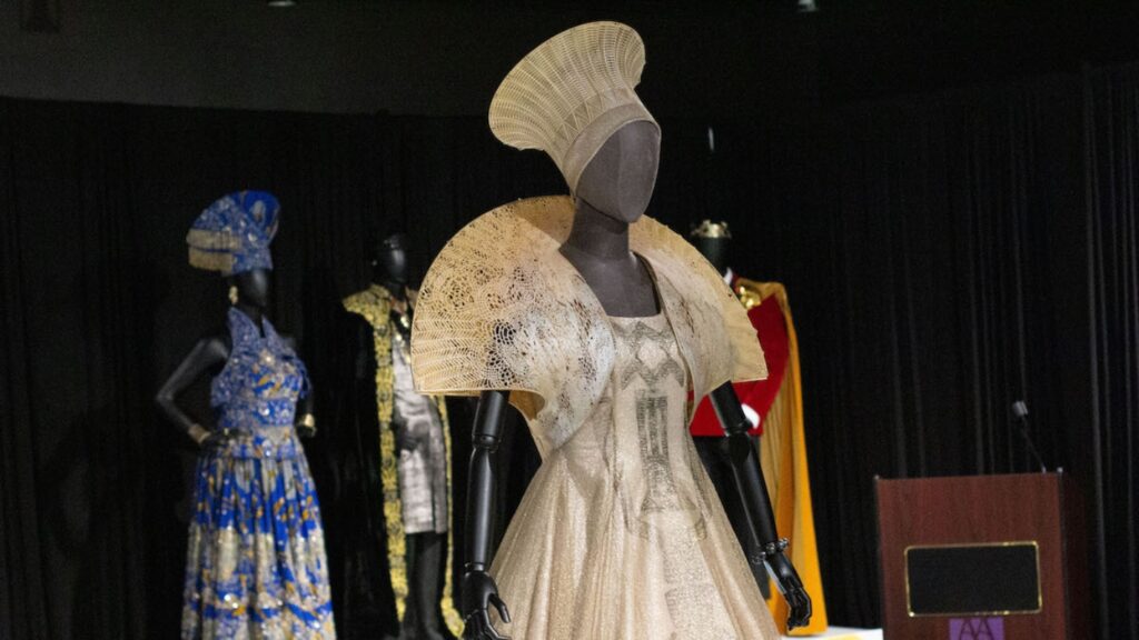 ruth-carter-exhibit-african-american-museum-philadelphia-EN-103125-02-16×9 A display of costumes Ruth Carter worked on