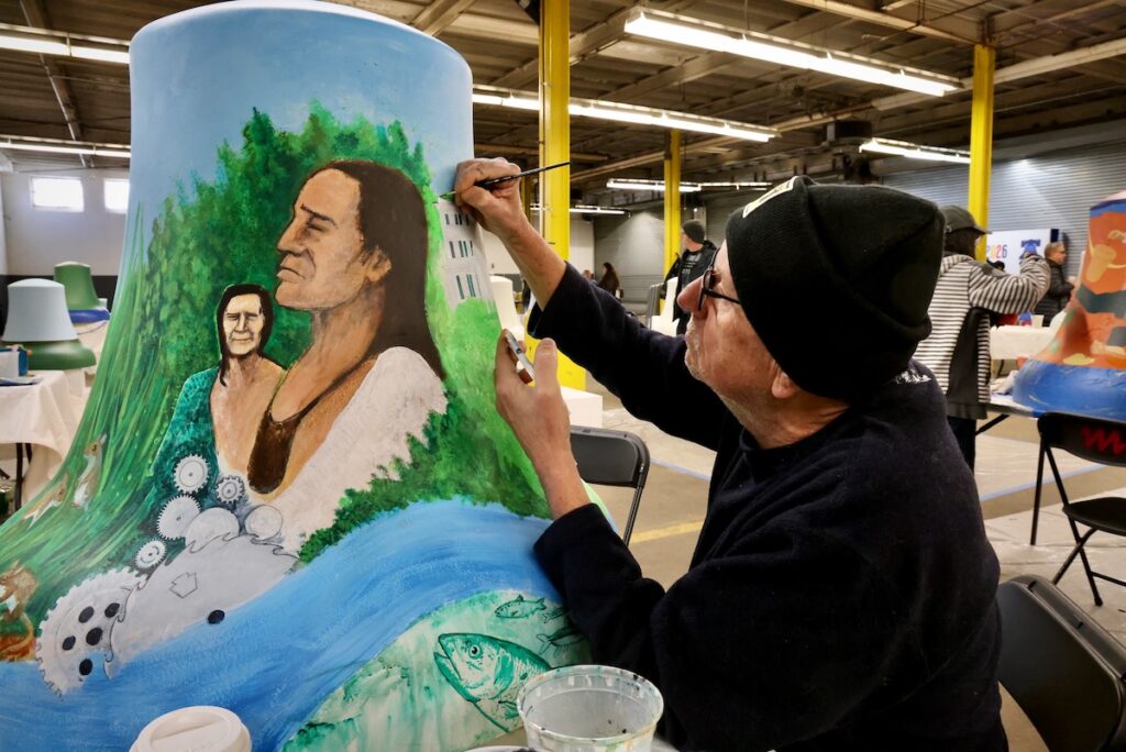 2025 12 09-e lee-bob dix-philadelphia widener memorial school-ring it on Bob Dix painting a bell