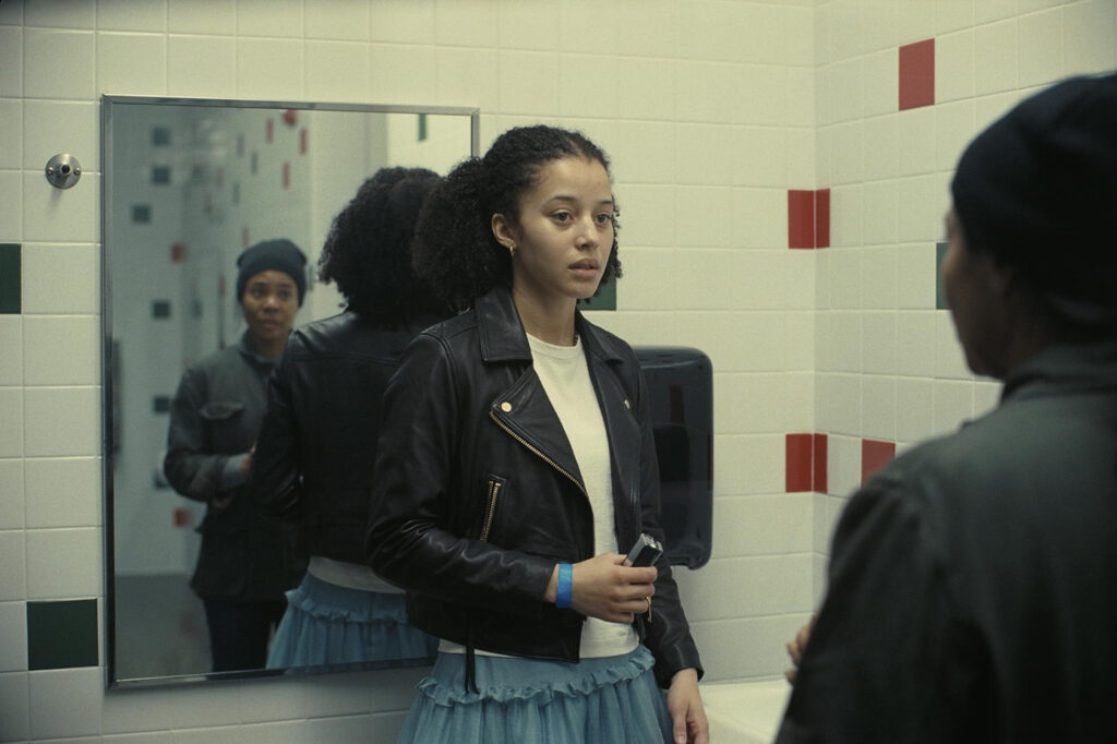 Flicks Regina Hall and Chase Infiniti