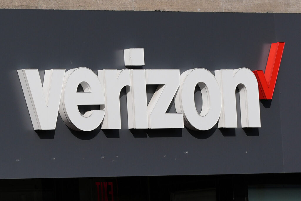 Verizon-Layoffs A Verizon sign is displayed on a store, Sept. 30, 2025, in Cambridge, Mass