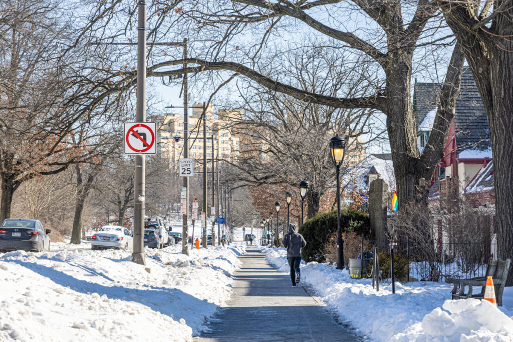 A runner takes advantage of the cleared Kelly Drive footpath in Philadelphia