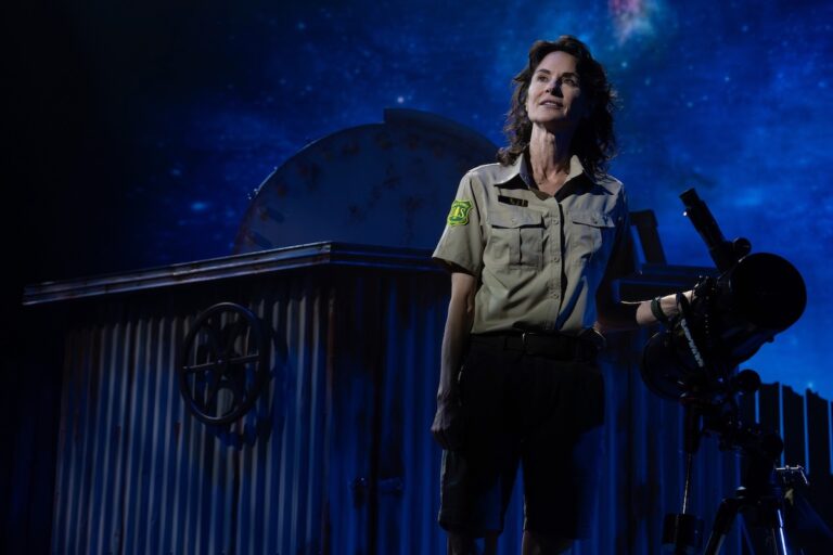 Beth Malone portrays Cyd DeBerg in Starstruck