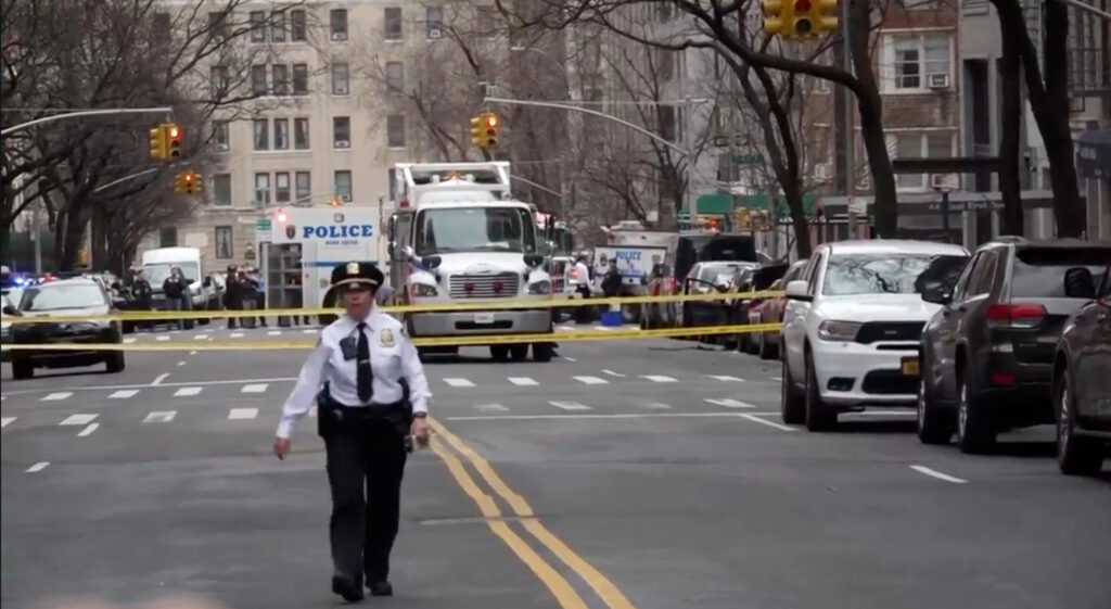 Gracie Mansion Protests Law enforcement officers respond to Manhattan's Upper East Side