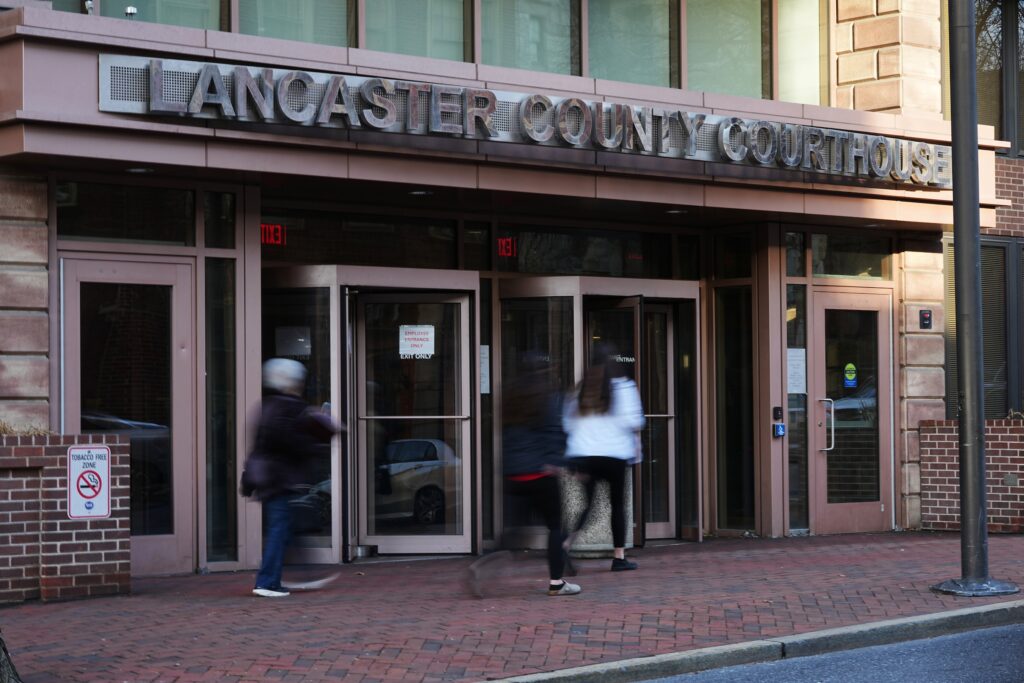 PAMR101 The front entrance of the Lancaster County Courthouse