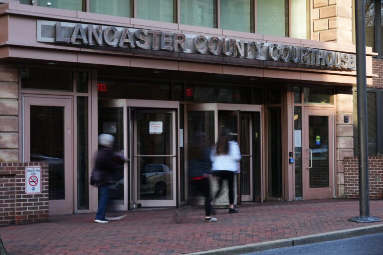 The front entrance of the Lancaster County Courthouse