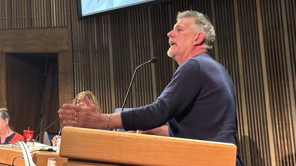 Retired pipefitter Billy Papili voices support