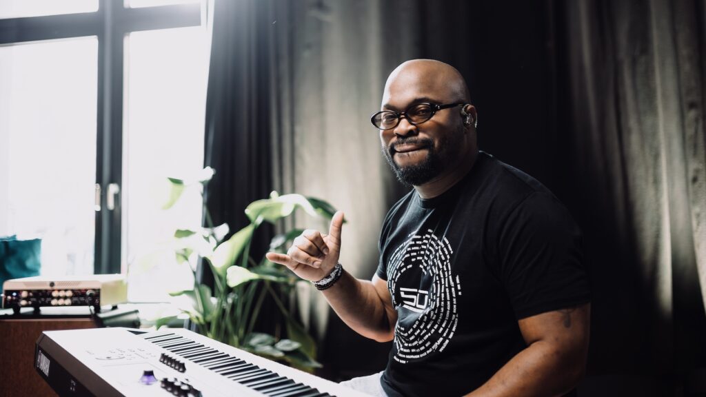 Eric Wortham II Creator: Jannick Mayntz
Copyright: Jannick Mayntz
Source: yamahasynth.com