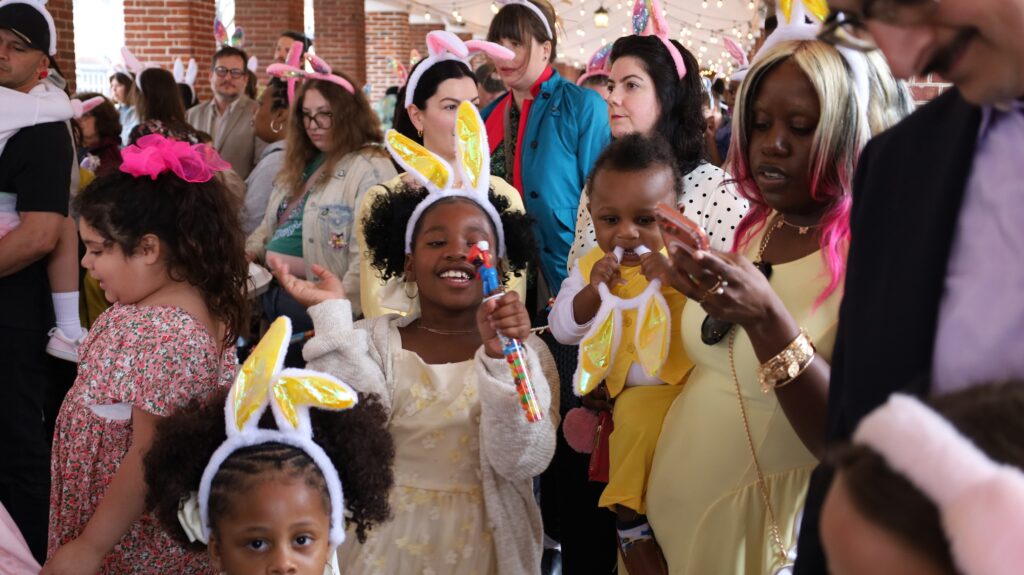 South-Street-Easter-Promenade-2026-11 children at the Easter event