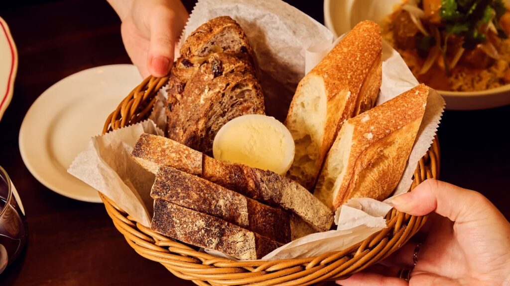 parc-free-bread-bp-042426 Free bread basket at Parc
