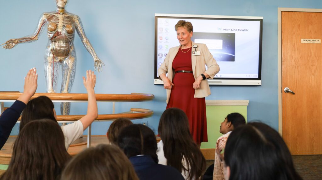 lankenau-anatomy-field-trip-2026-nl-1 Maureen Krouse gives an anatomy lesson to sixth-grade students
