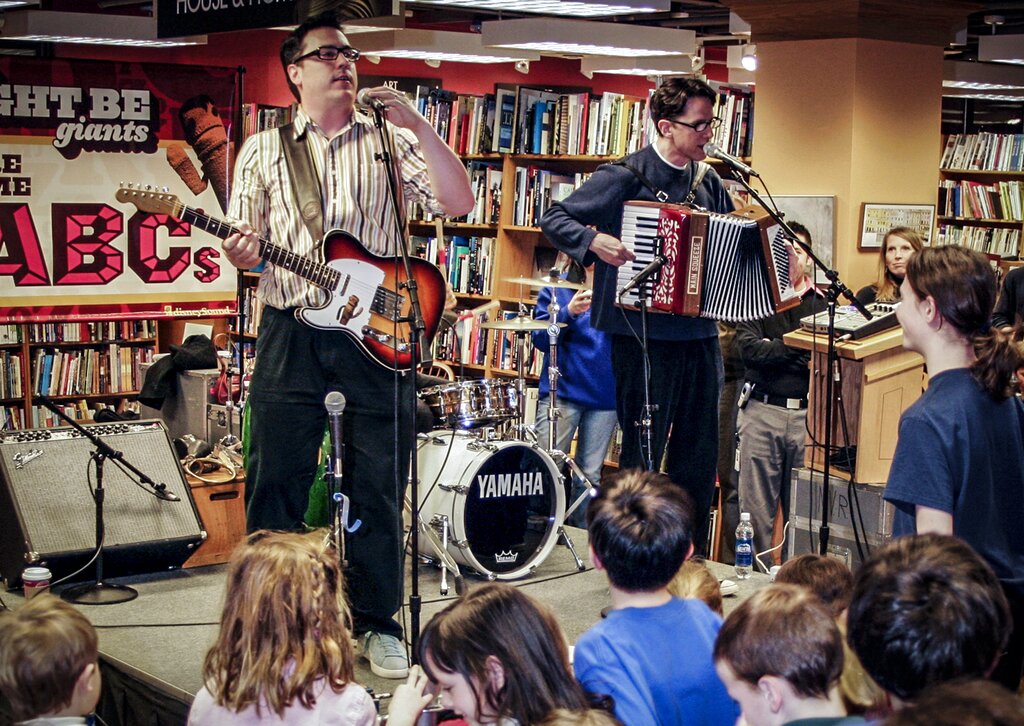 They Might Be Giants John Flansburgh, left, and John Linnell perform a free concert for children