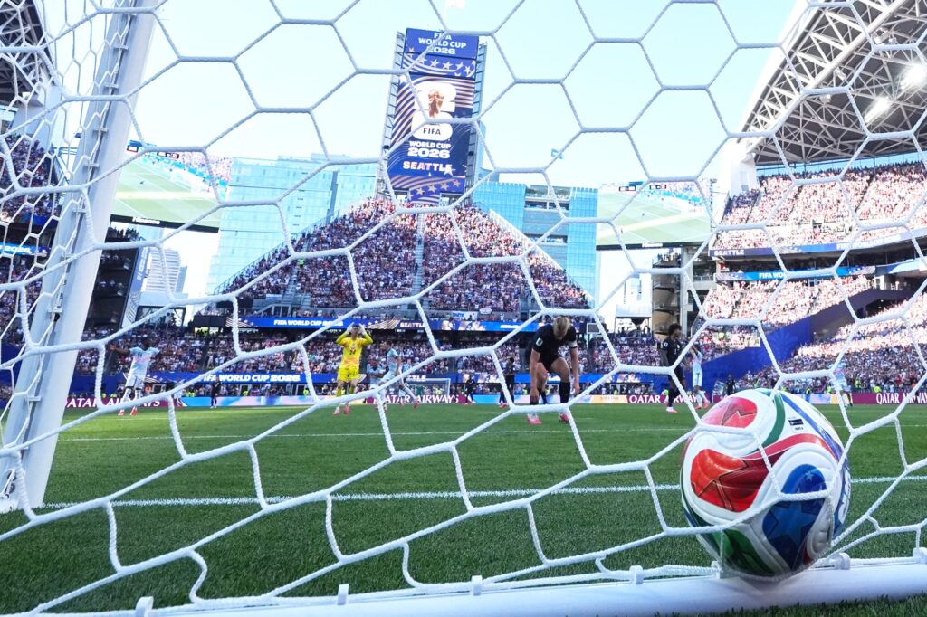 United States goalkeeper Matt Freese (24) and Tim Ream (13)