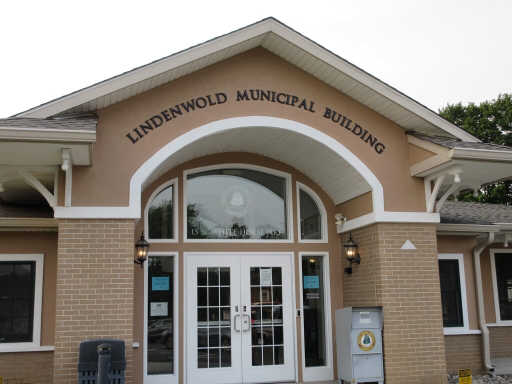 2026 08 12 k burns_Lindenwold Municipal Building The front entrance of the Lindenwold Municipal Building in Camden County, New Jersey.