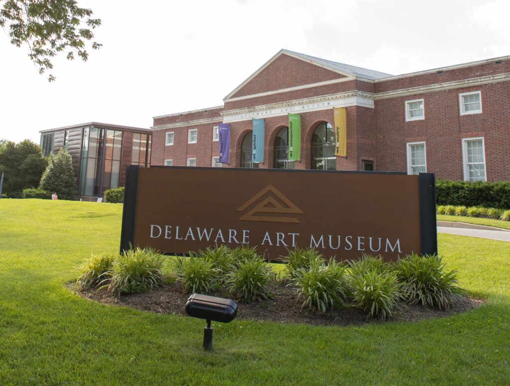 Delaware Art Museum se encuentra en una zona frondosa del oeste de Wilmington