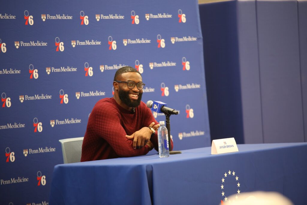 jaylen-brown-press-conference-sixers-2026-08-06-2 Jaylen Brown smiling at a press conference