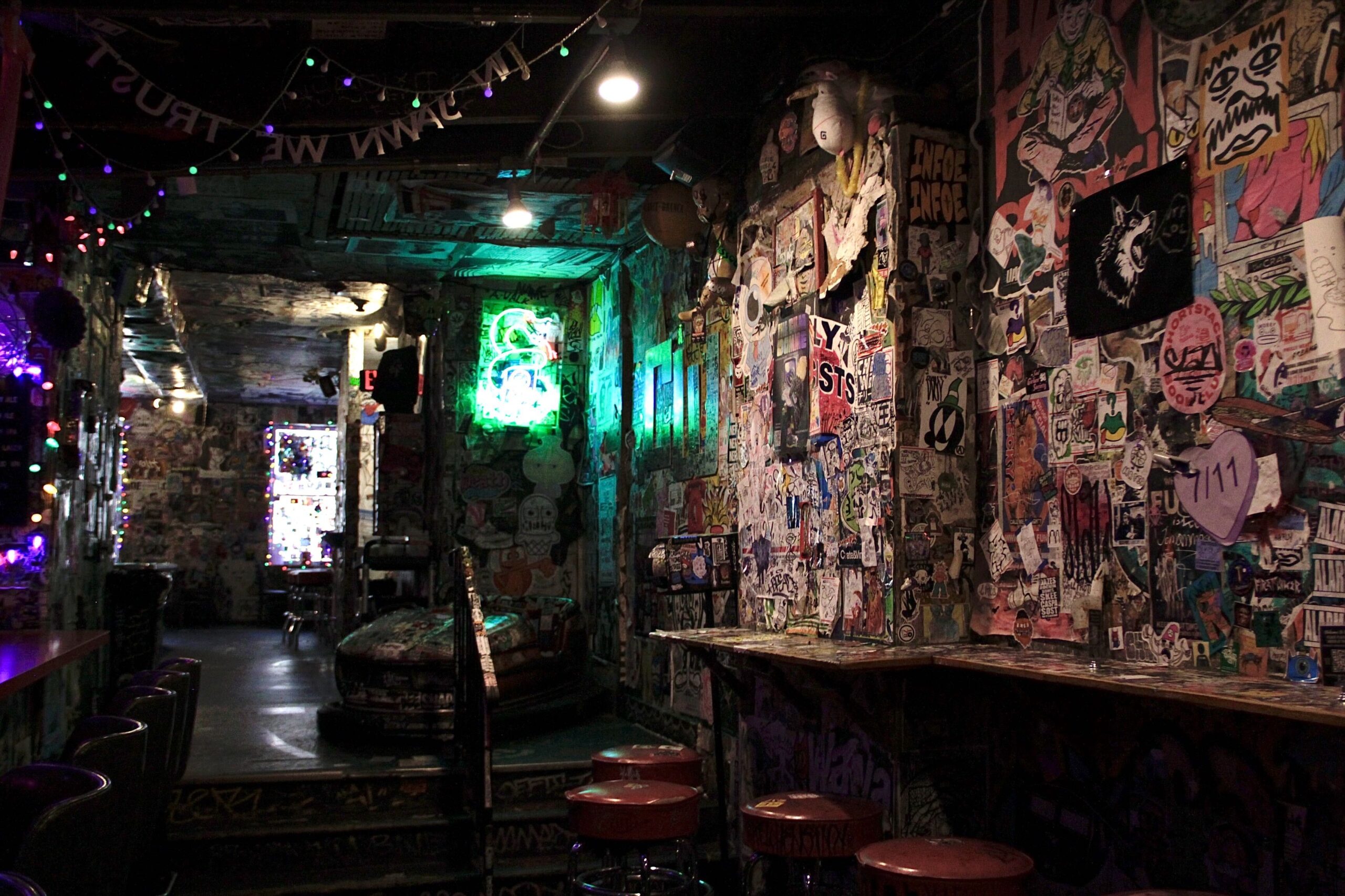inside the Tattooed Mom bar